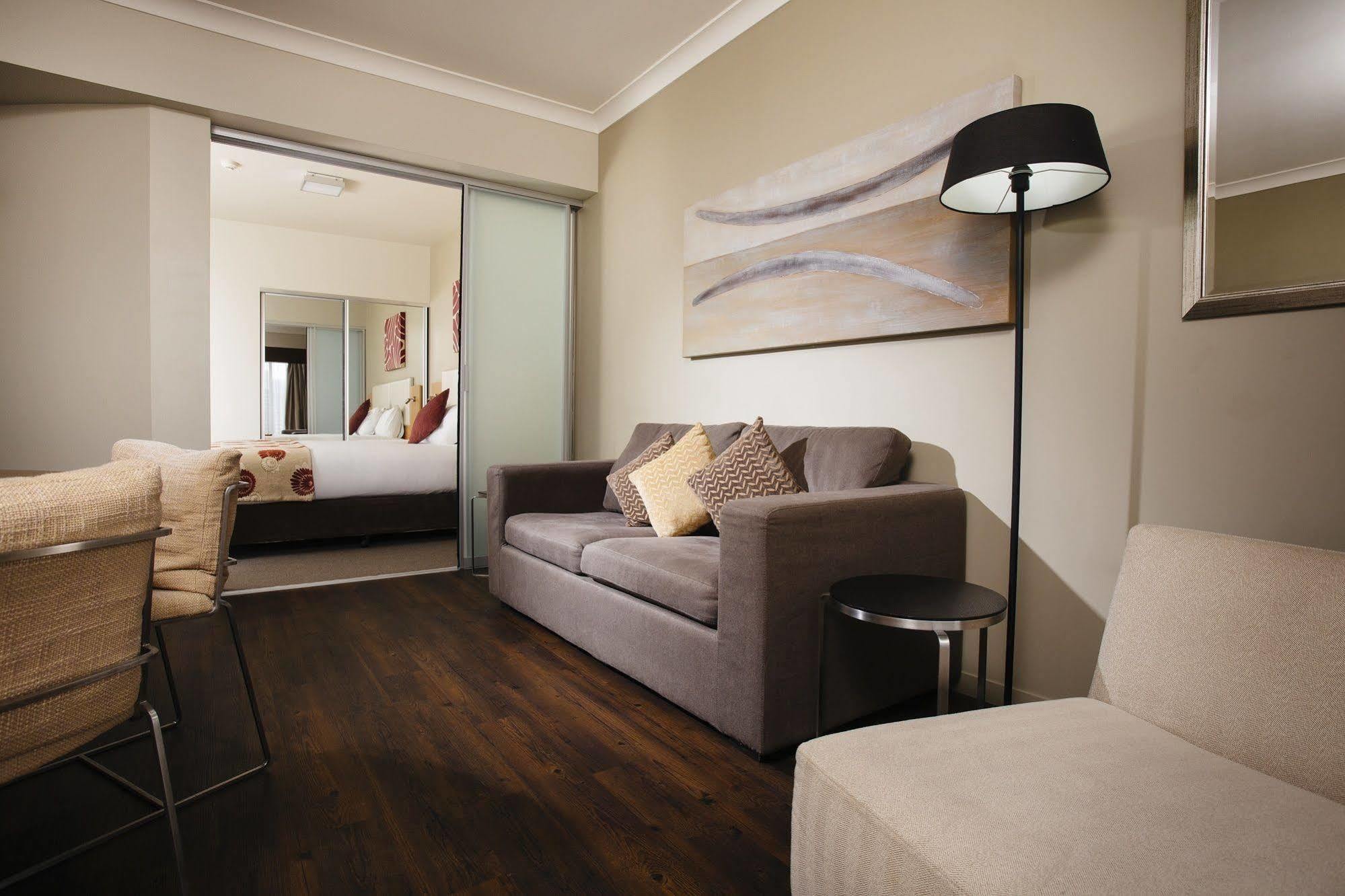 Grand Hotel And Apartments Townsville Exteriér fotografie